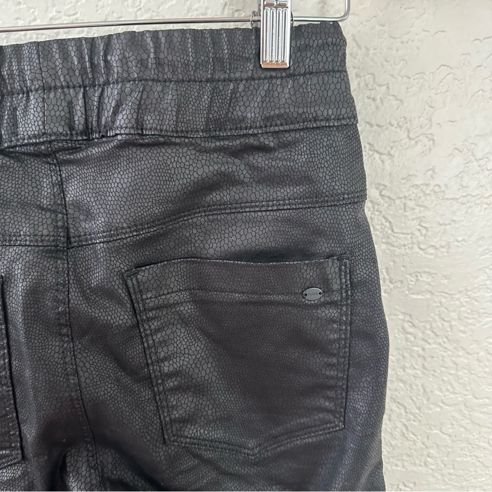 Bevy Flog Shely Black Snake Print Pant size 26 - Picture 5 of 6